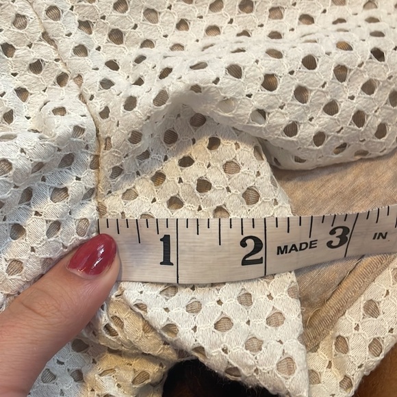 Tart Woman’s White Shorts - Picture 8 of 8